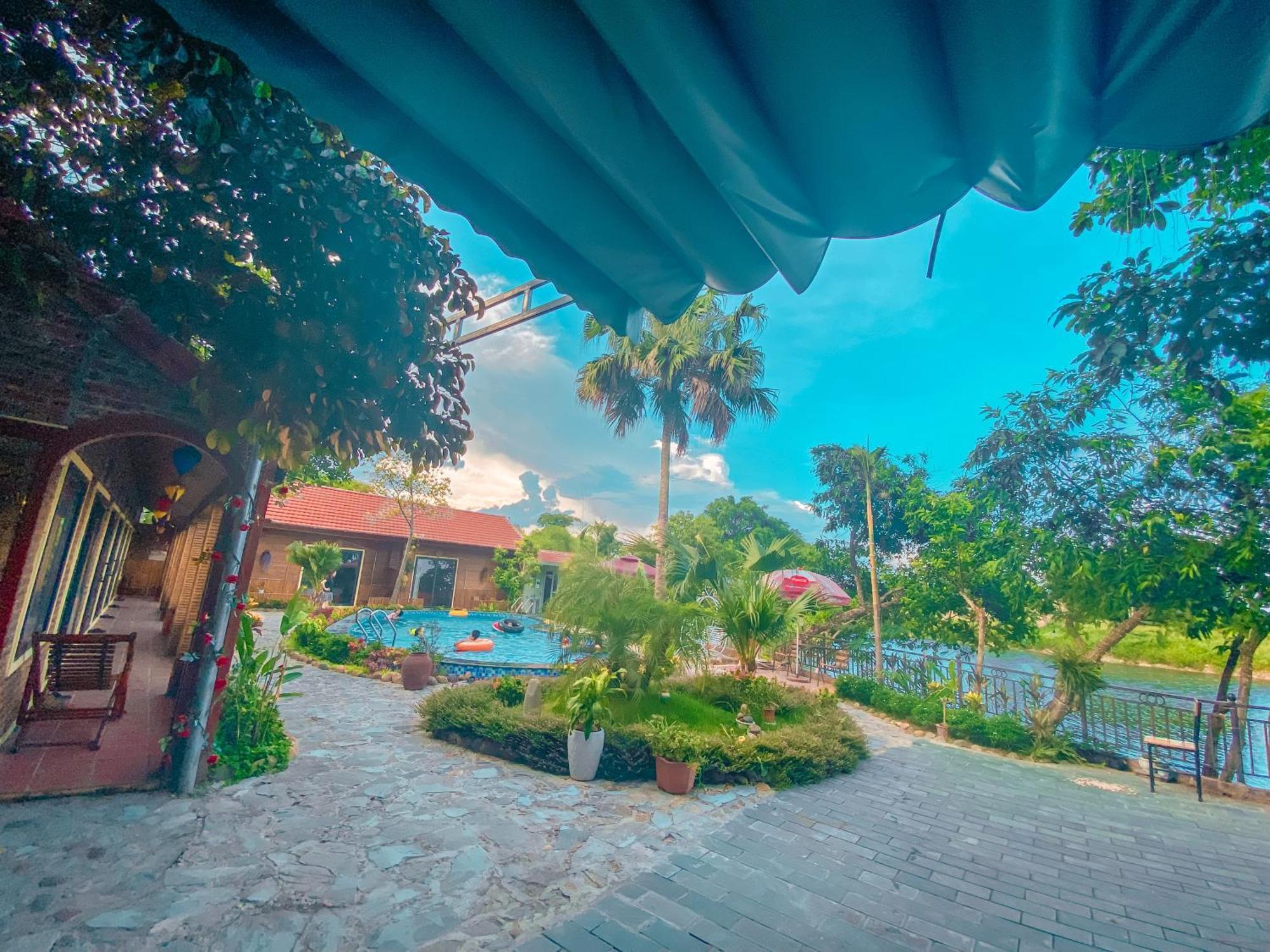 D&D Riverside Homestay Xuan Son Экстерьер фото
